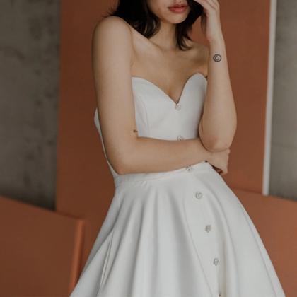 The Simple Strapless Bridal Gown White Wedding..
