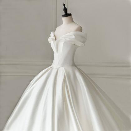 Handmade Stain Wedding Dress Off-shoulder-style..