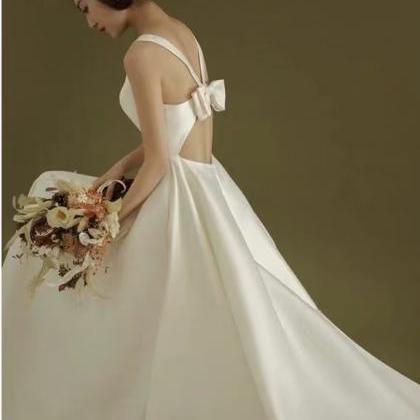 Bridal Dress, Trailing Wedding Dress, Simple And..
