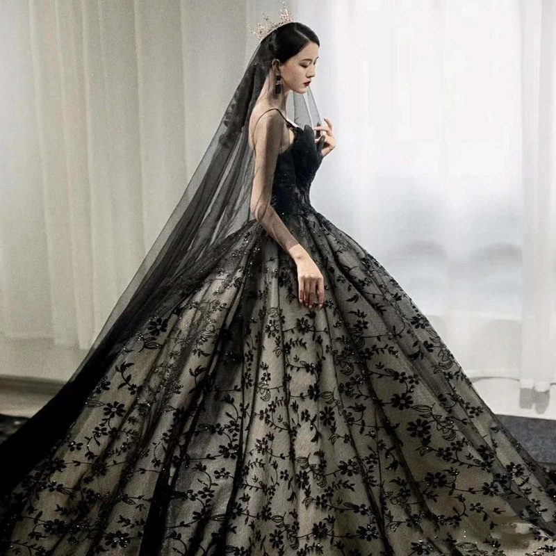 Hand Made Amazing/unique Black Bridal Wedding Ball Dress Slap-shouldered Lace Tulle Royal Train Ruffle Dresses